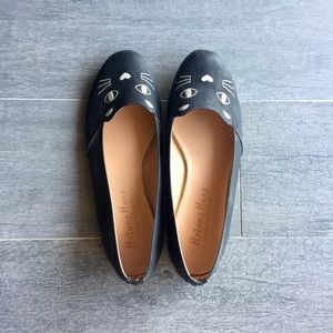 Black cat flats